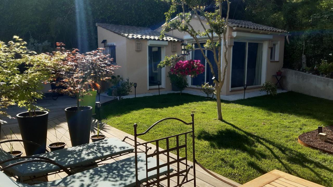 Bed and Breakfast Dans Un Jardin Bb Et Jacuzzi Mandelieu Exterior foto